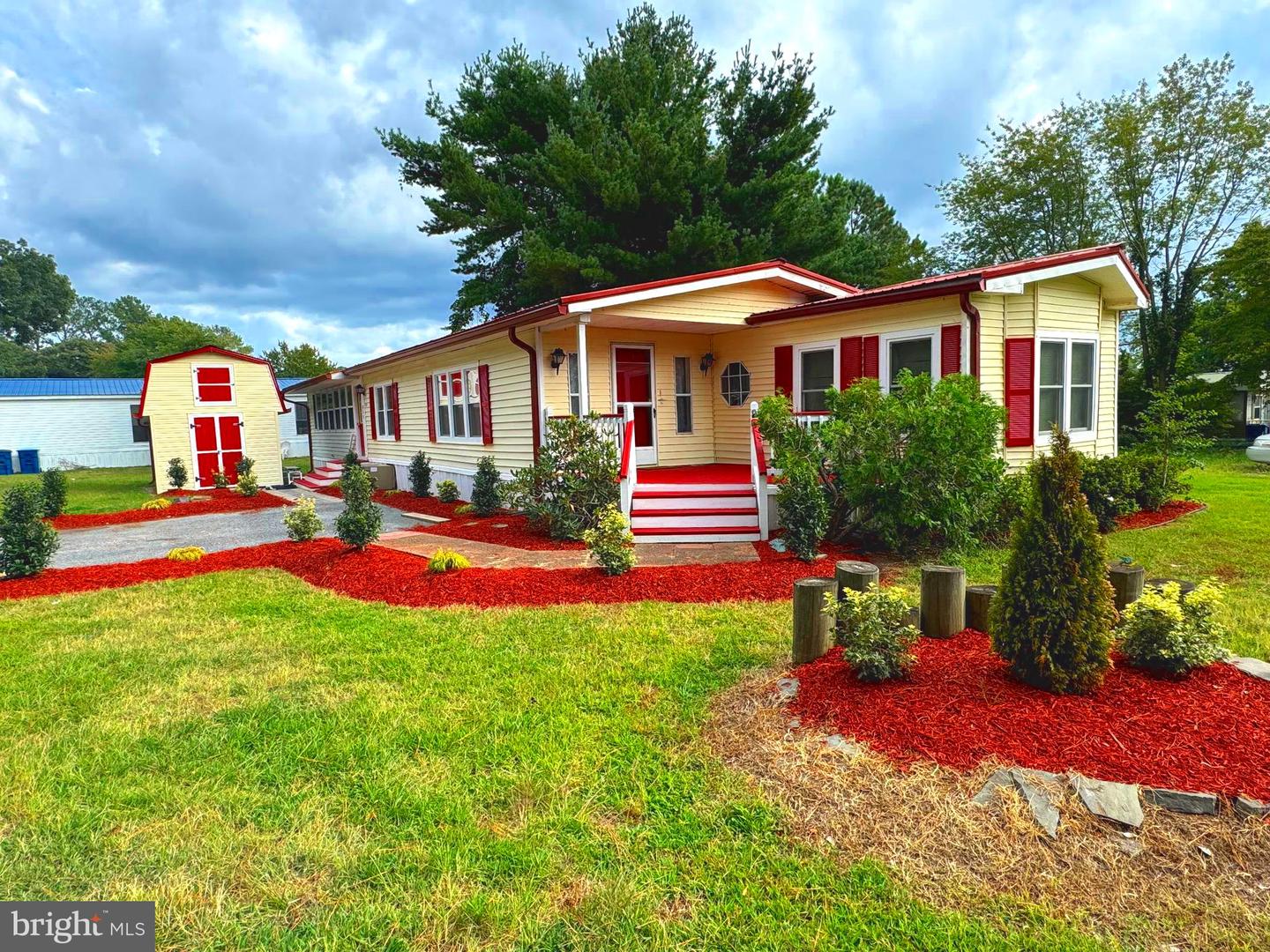 Photo 14 of 21 of 25993 Bay Blvd #38507 mobile home