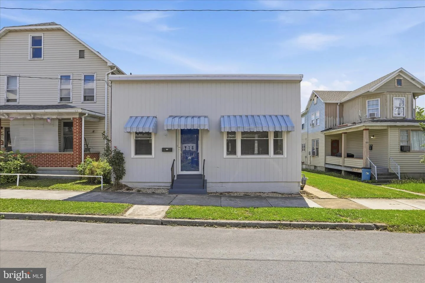 416 Race Street
