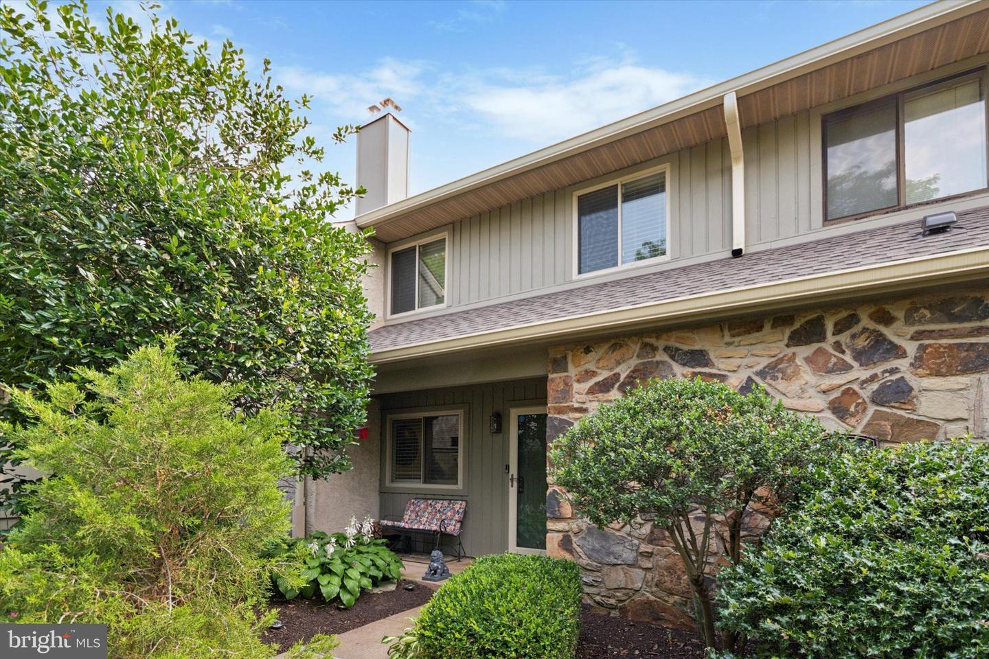 Photo 1 of 27 of 223 Yellow Springs Ct townhome