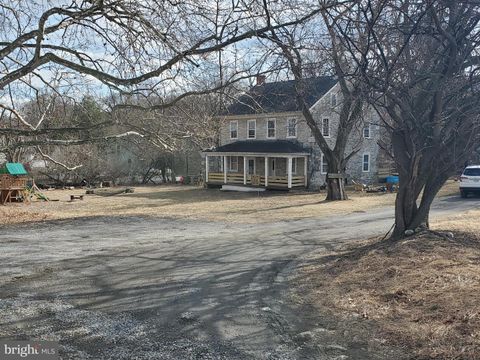 324 Sportsman Rd Wernersville PA 19565