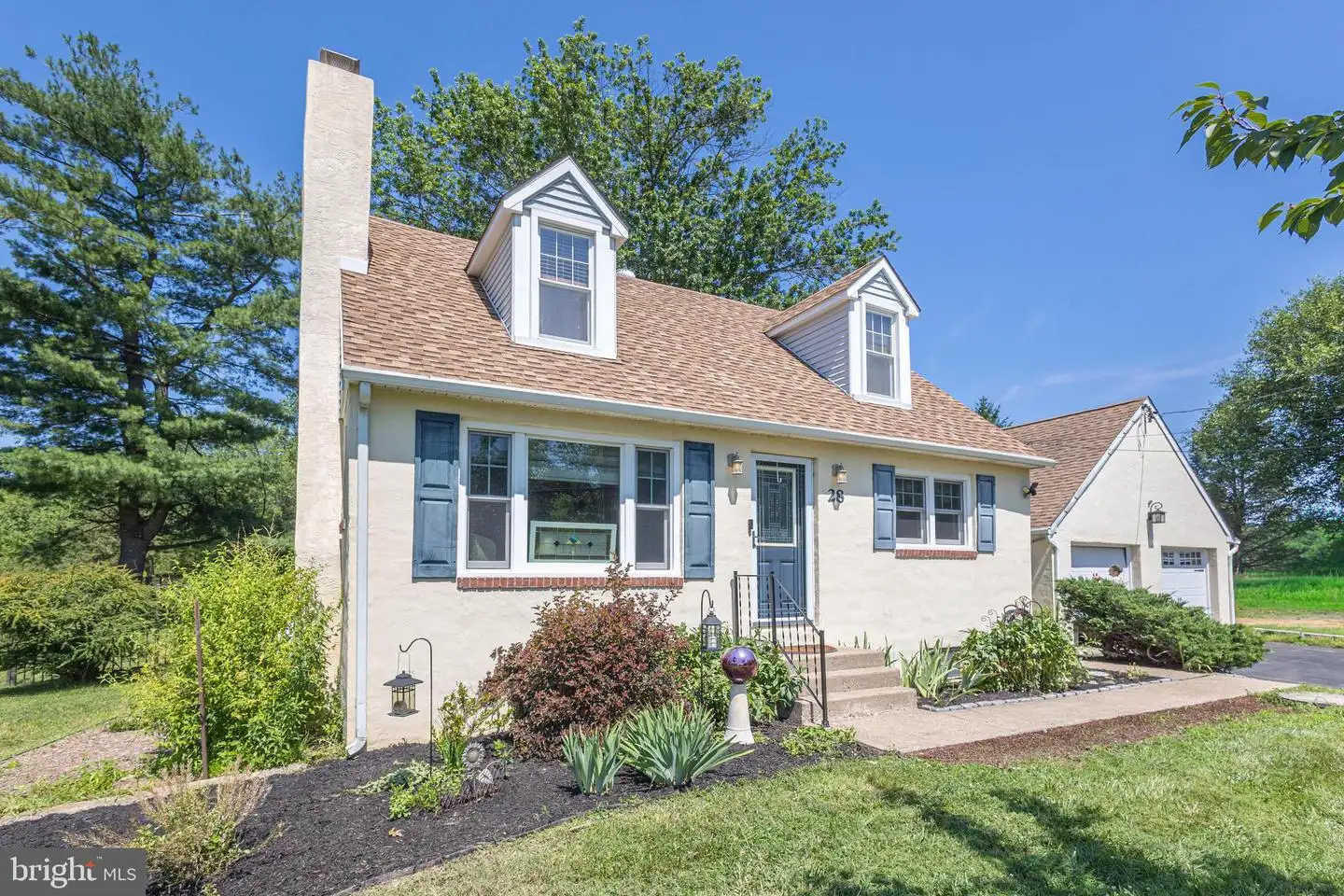 28 Twining Bridge Road, Newtown, PA, 18940