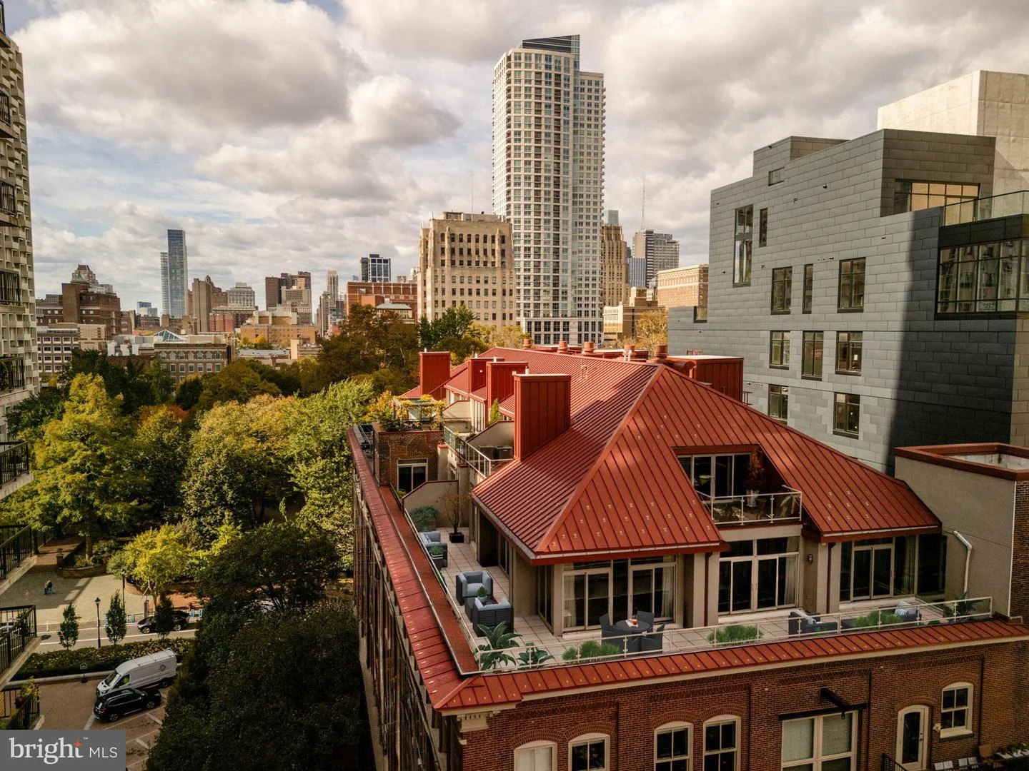 227 S 6th Street Unit PE