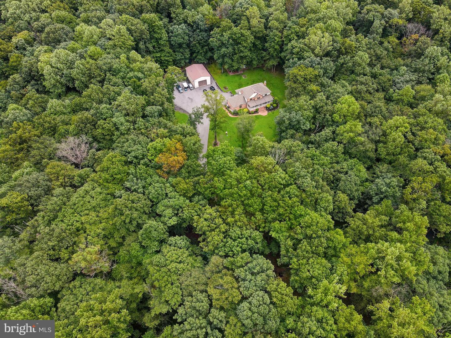 Photo 46 of 50 of 2021 Oakmont Rd house