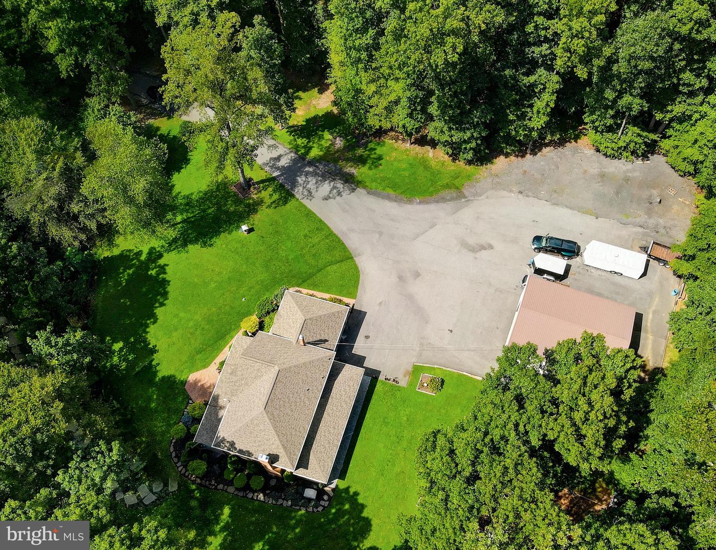 Photo 40 of 50 of 2021 Oakmont Rd house