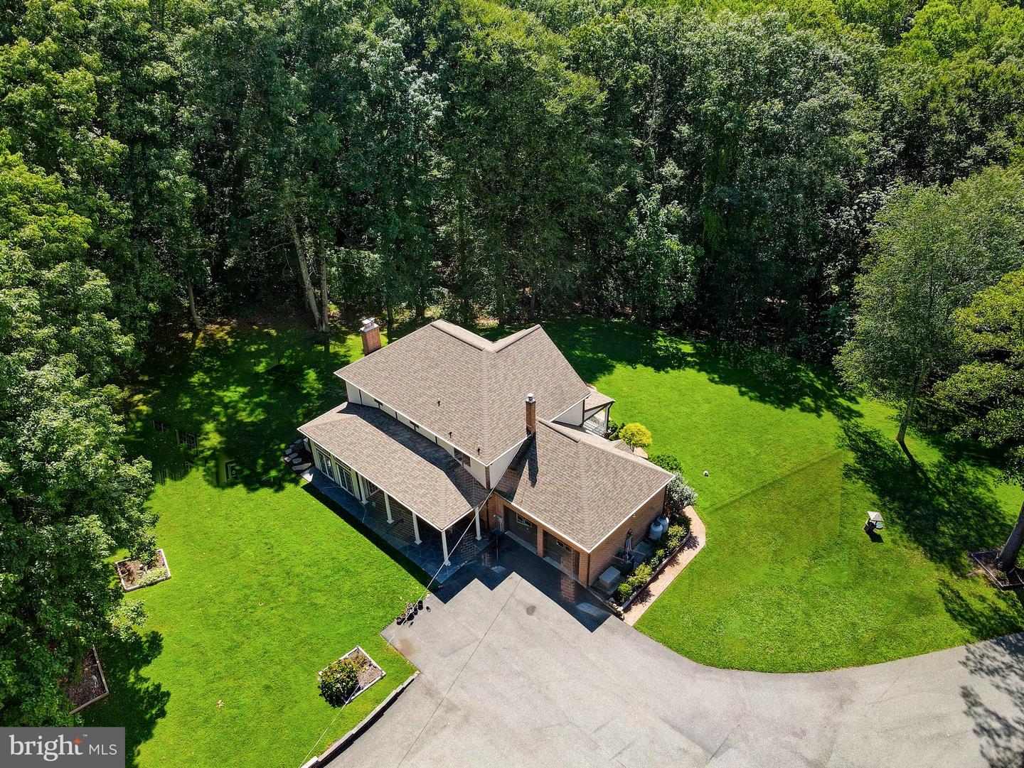 Photo 39 of 50 of 2021 Oakmont Rd house