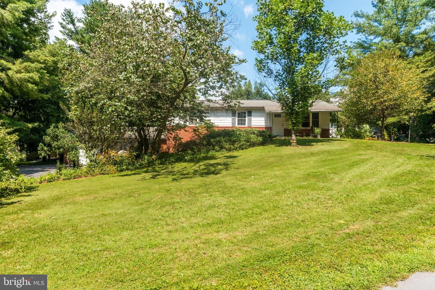 View Falling Waters, WV 25419 house