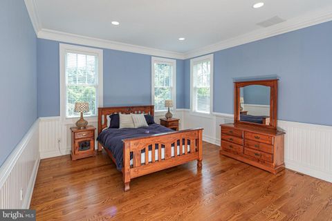 Single Family Residence in Princeton NJ 228 Brookstone DRIVE 21.jpg