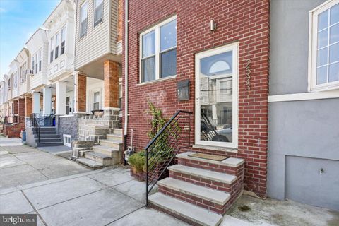 Townhouse in Philadelphia PA 2523 2nd STREET.jpg