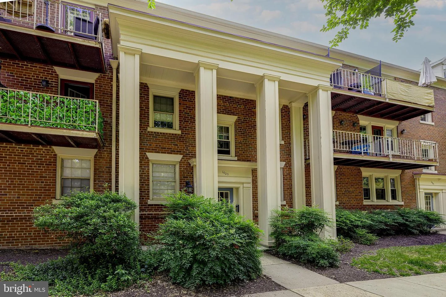 1403 E Abingdon Drive Unit 2