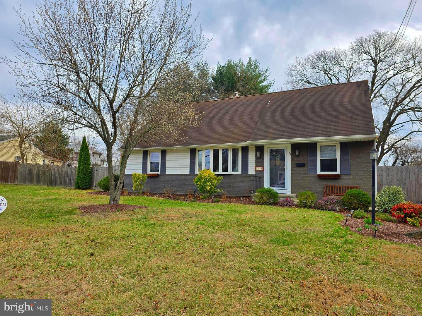 Listing image 1