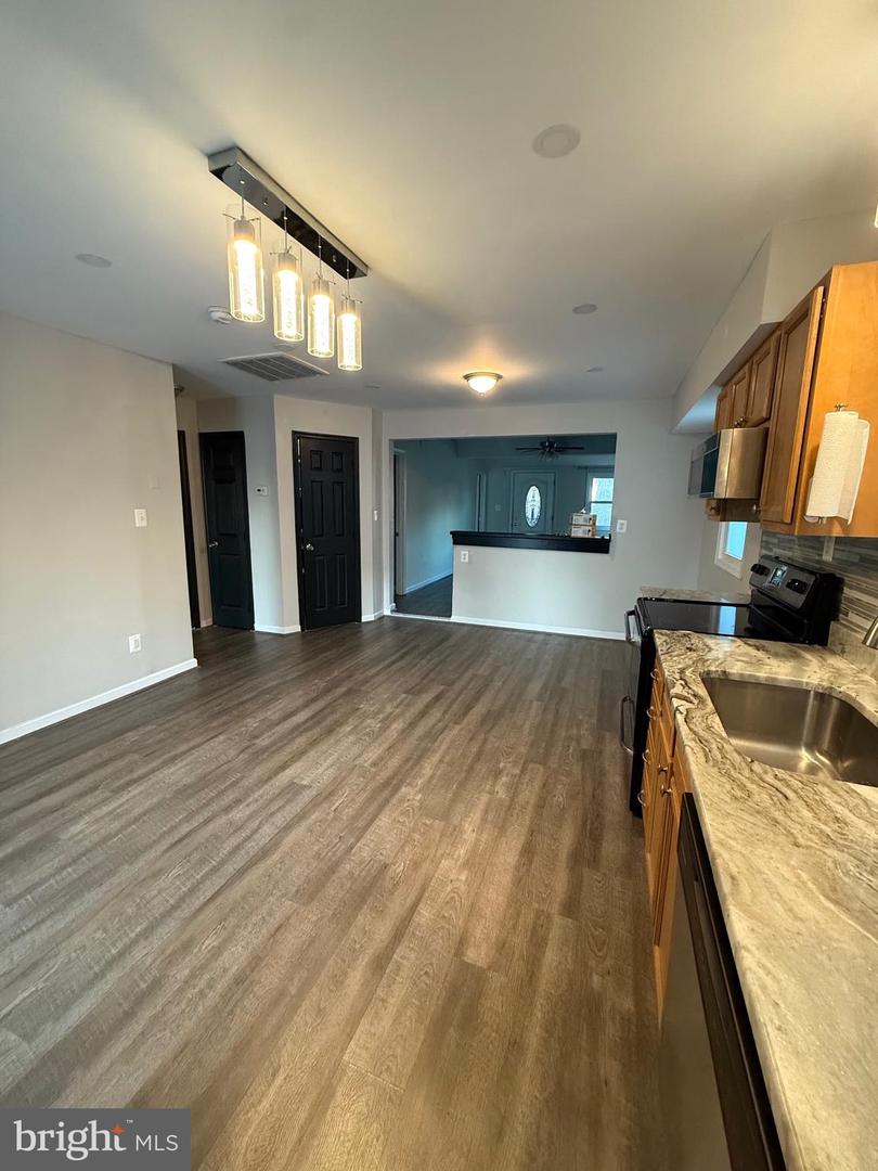 1636 Shady Side Dr