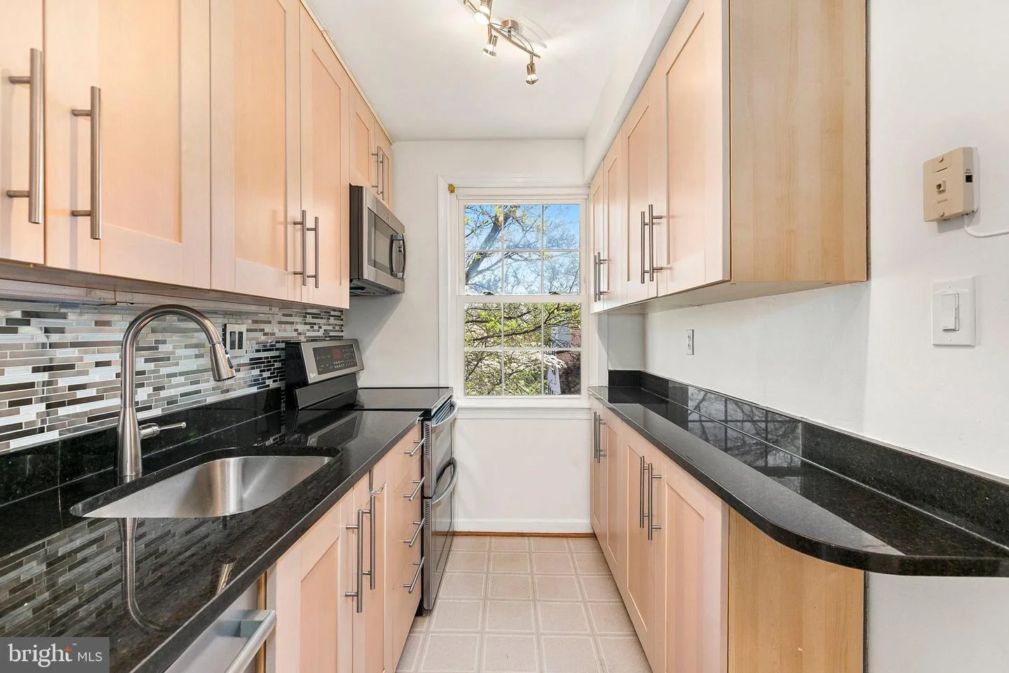 2211 Washington Avenue Unit 303