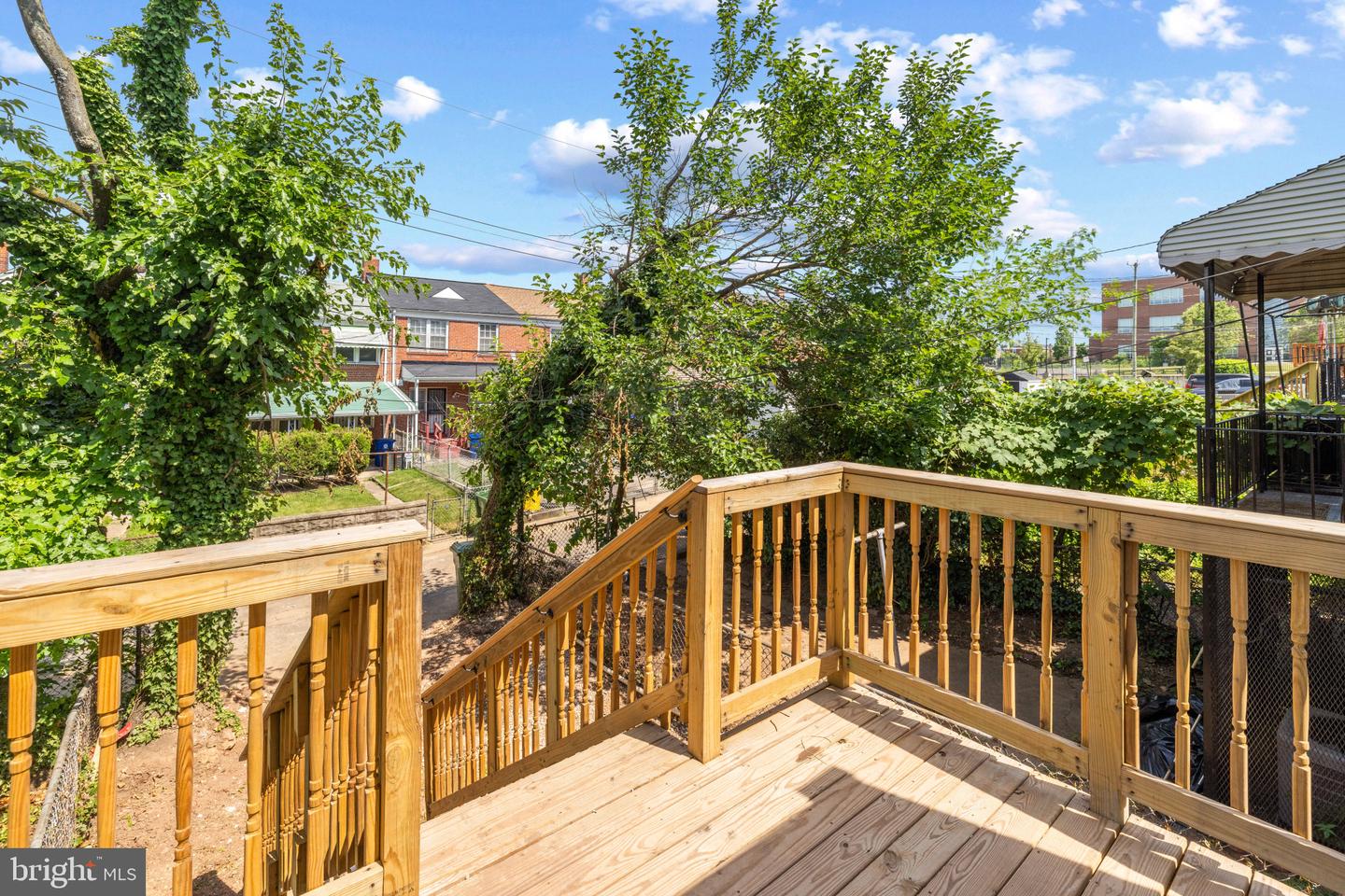 Photo 42 of 45 of 1519 N Kenwood Ave townhome