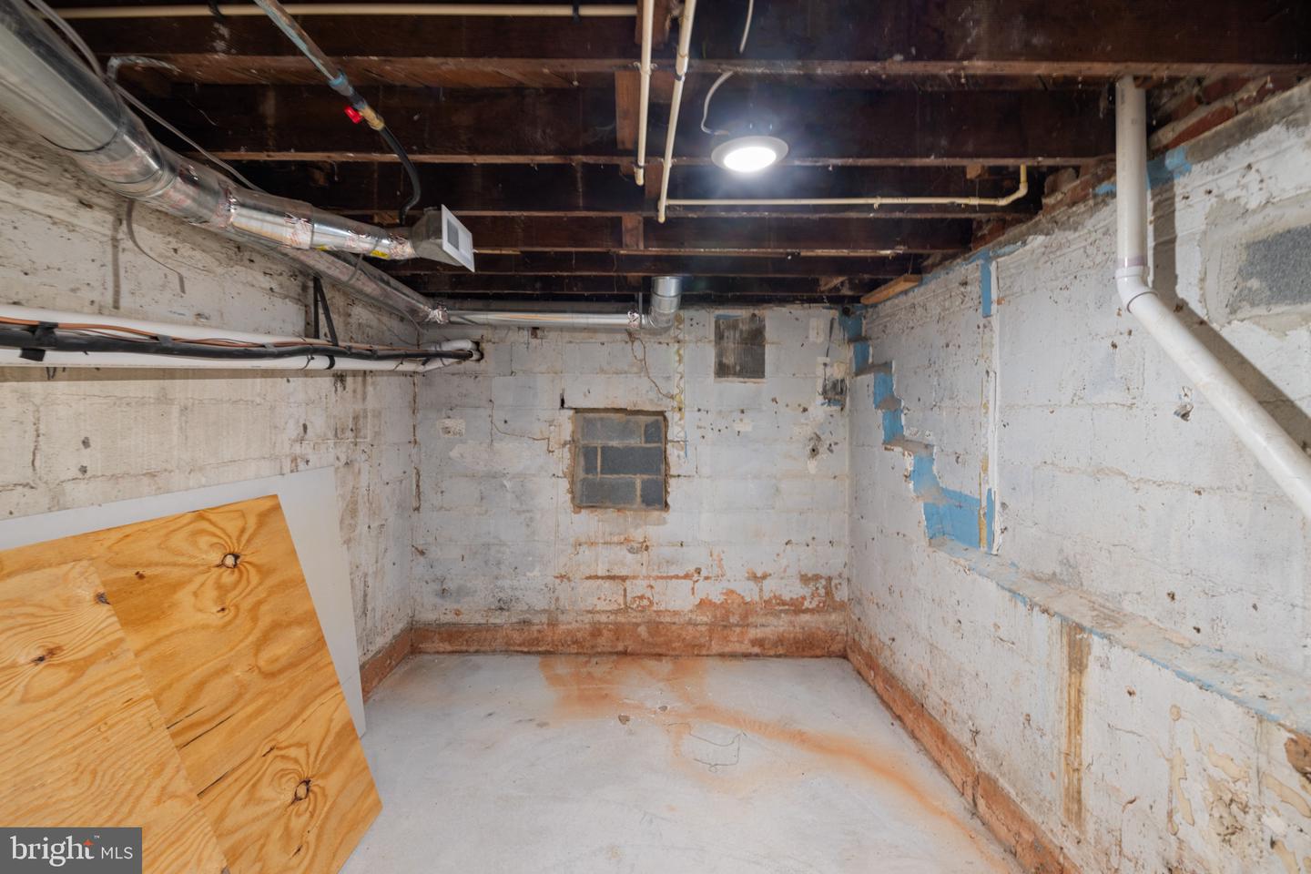 Photo 45 of 45 of 1519 N Kenwood Ave townhome