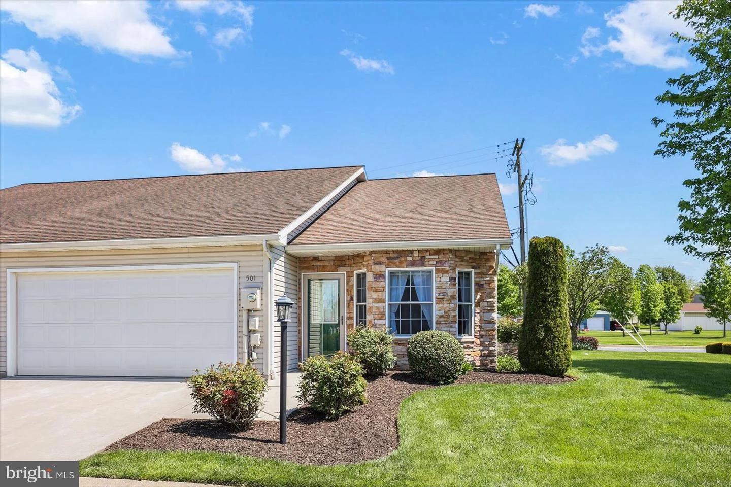 501 Parkview Lane Unit 101