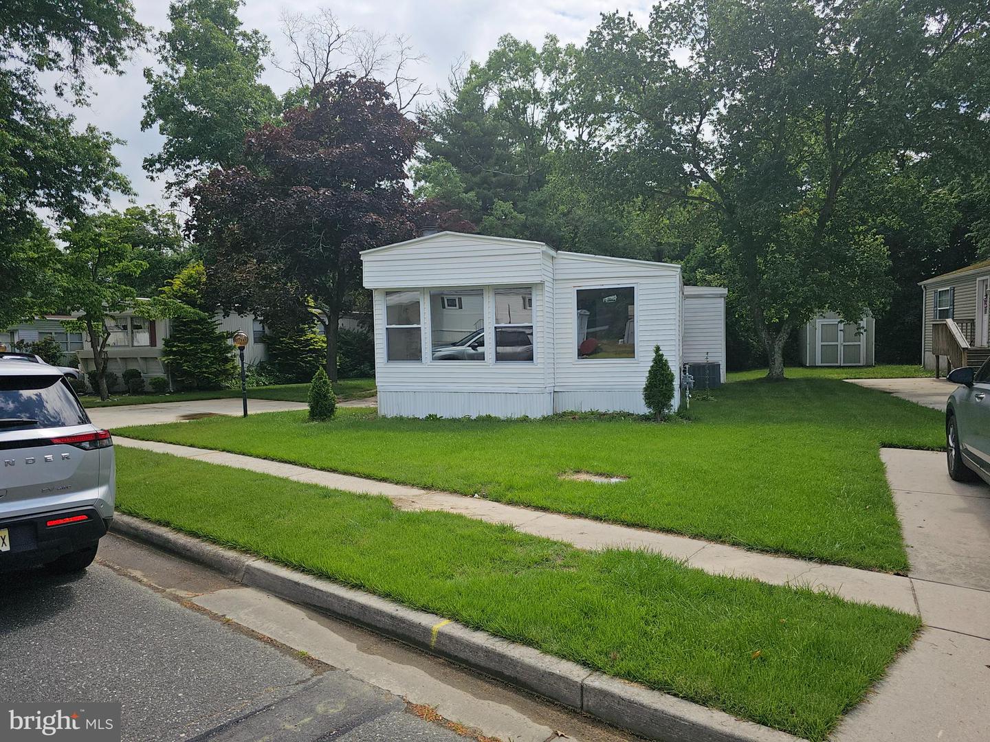 Photo 3 of 14 of 1616 Pennsylvania Ave #15 mobile home