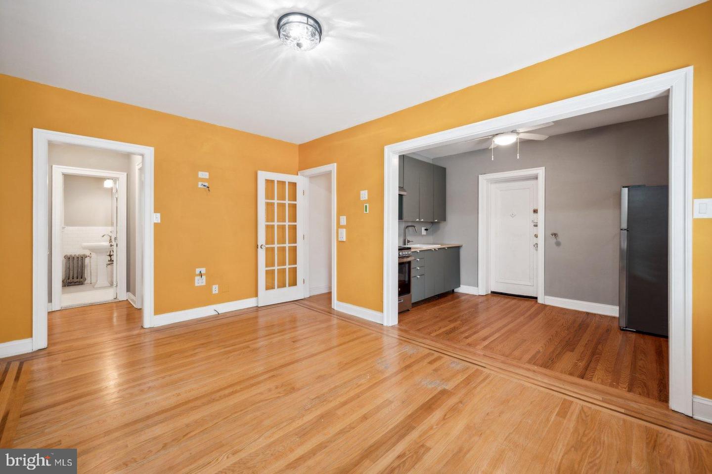 Photo 12 of 24 of 210 E Maple Ave #A2 condo