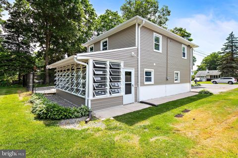 A home in Bayville