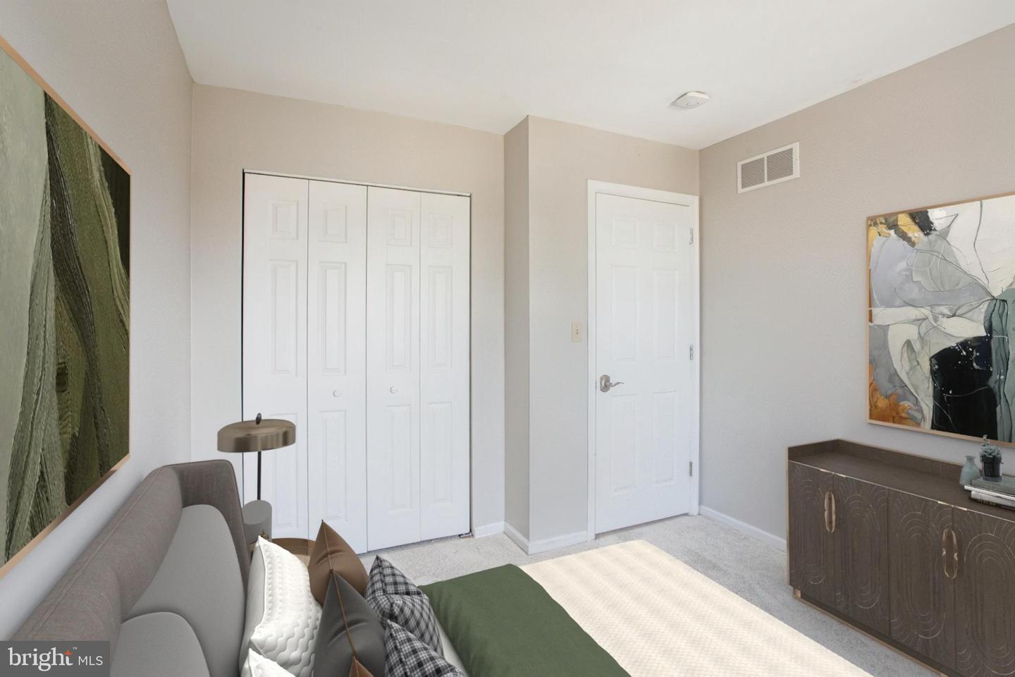 Photo 18 of 39 of 4258 Red Oak Ct townhome