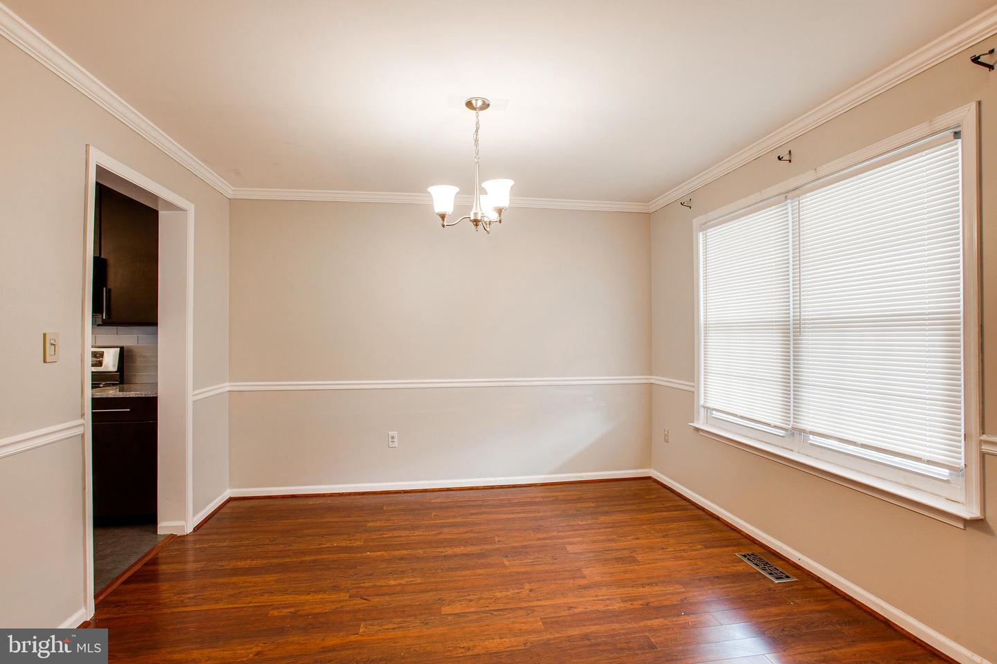 Photo 5 of 39 of 4258 Red Oak Ct townhome