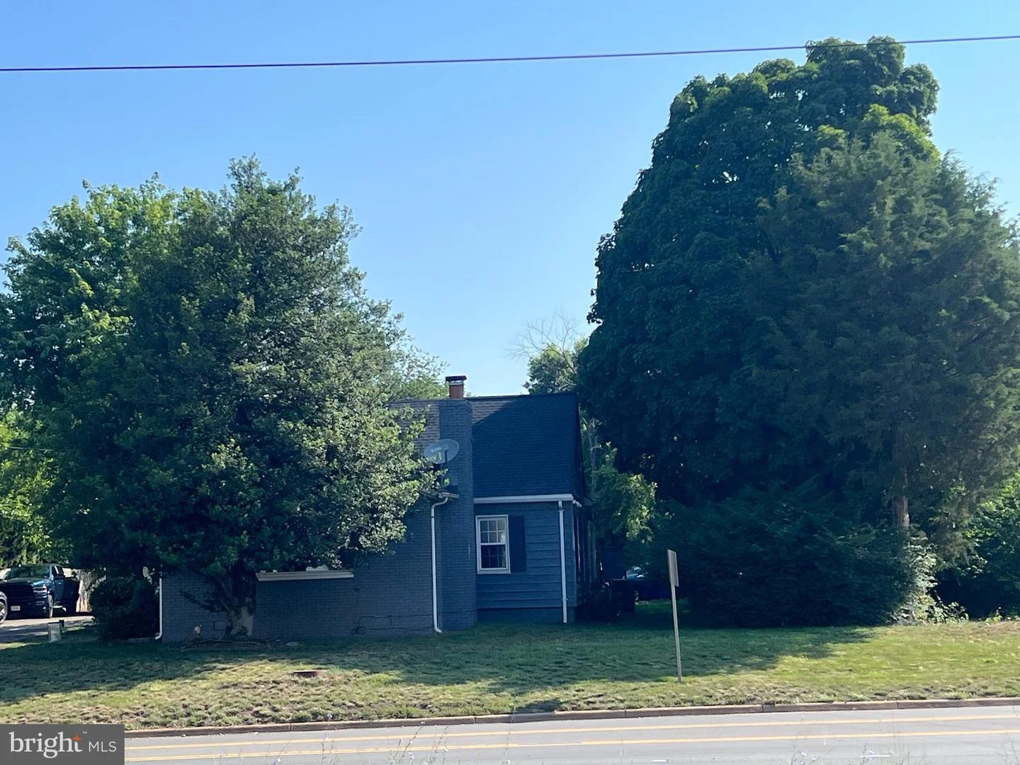 7283 Wellington Road