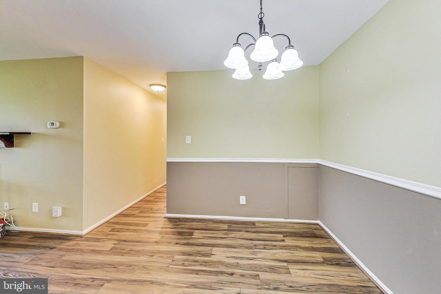 Photo 8 of 19 of 13127 WONDERLAND WAY #1 condo