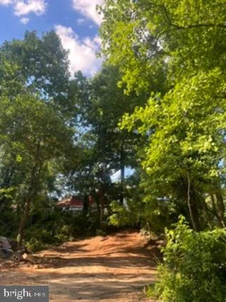 7800 W Shore Road