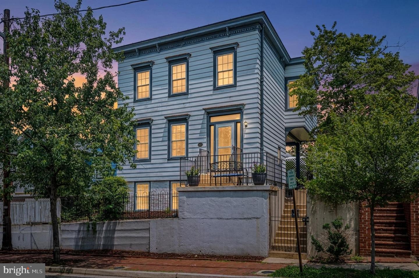 309 Princess Anne Street, Fredericksburg, VA, 22401