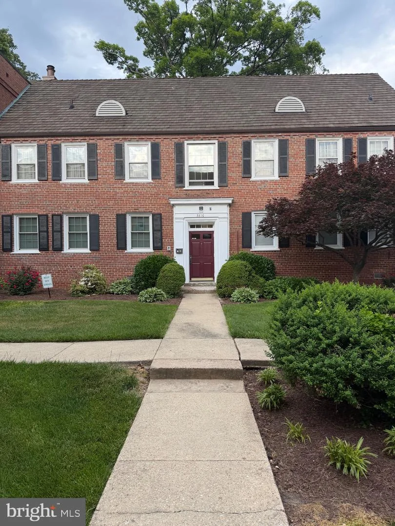 3816 V Street SE Unit 102