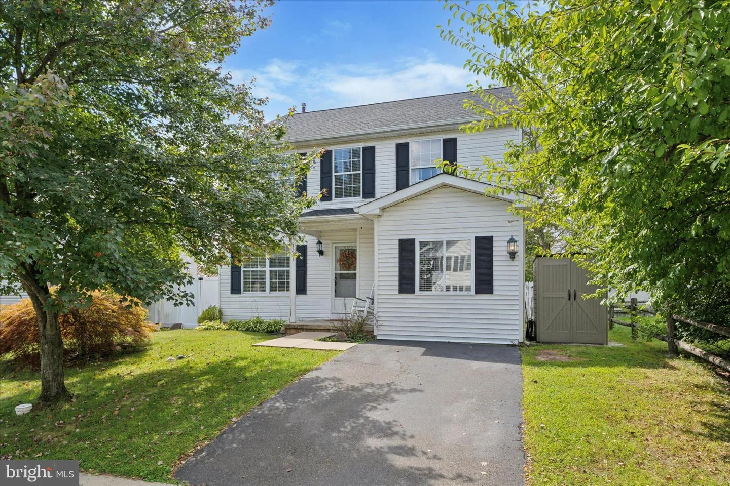 1221 Quakers Way