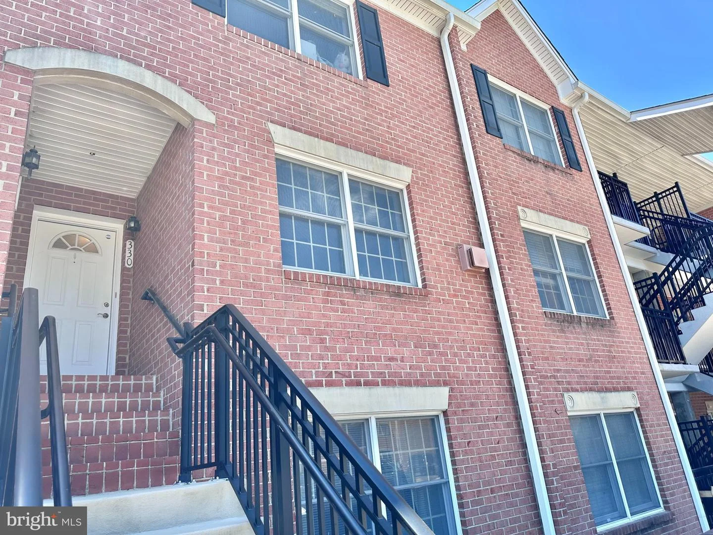 6924 Fairfax Drive Unit 330