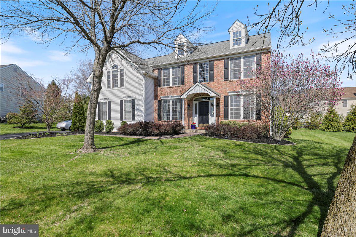 5401 Windtree Dr