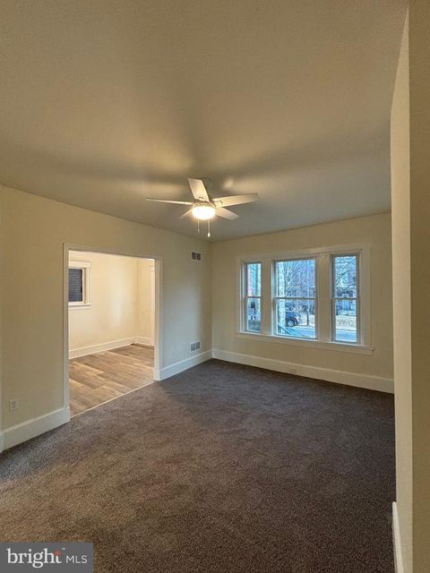 Duplex in Wilmington DE 2505 Market St 6.jpg