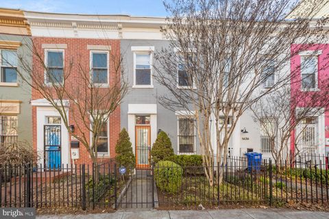 Duplex in Washington DC 1634 4th STREET 8.jpg