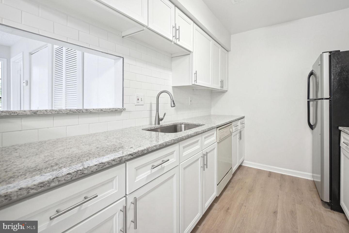 Photo 15 of 44 of 1645 Carriage House Ter #B condo