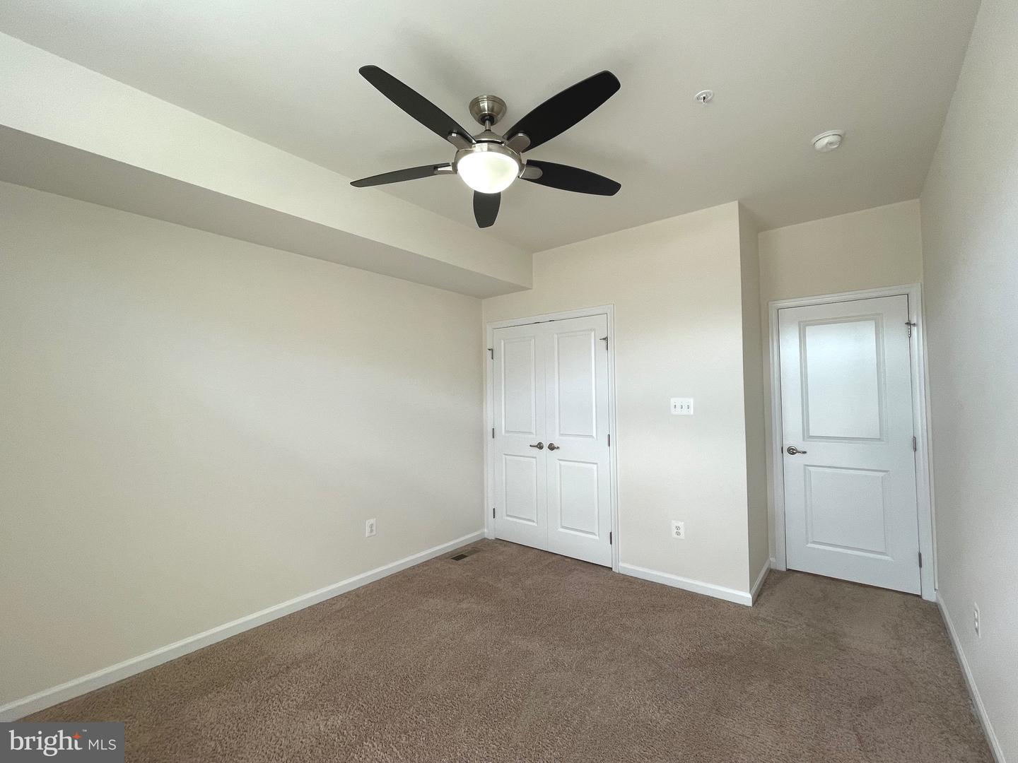Photo 14 of 17 of 13731 Endeavour Dr #3e townhome