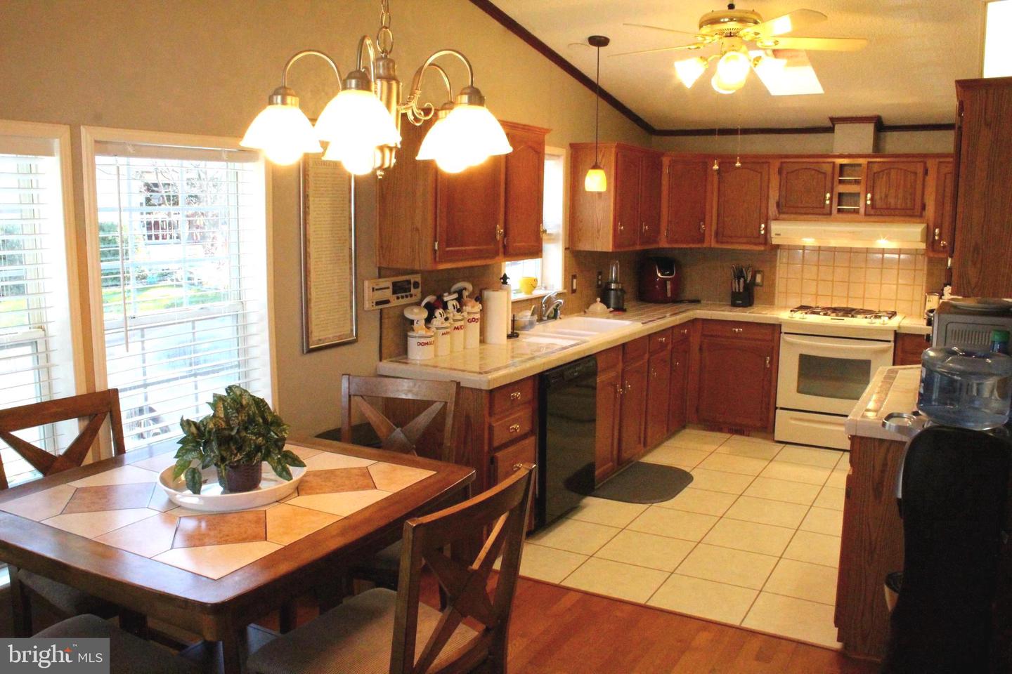 Photo 8 of 23 of 106 Pasture Ln mobile home