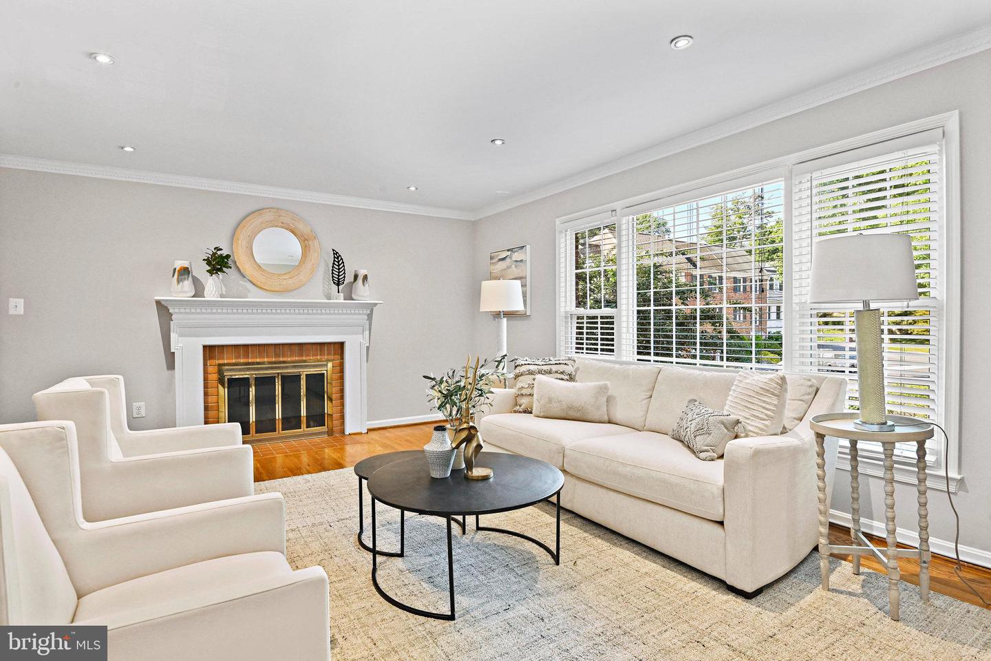 Photo 14 of 37 of 1116 Wimbledon Dr townhome