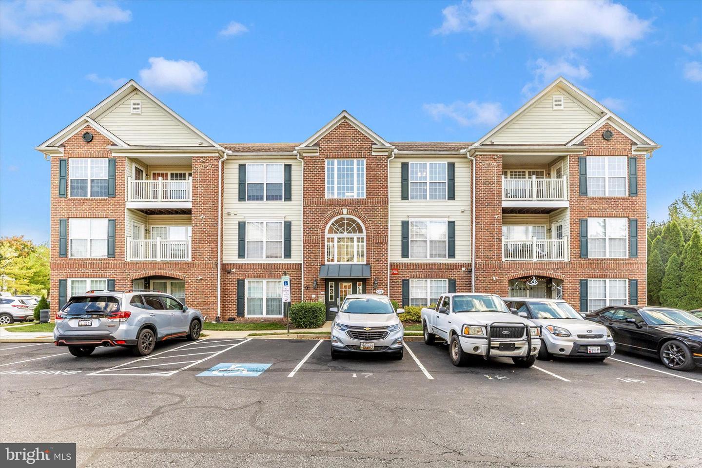 591 Cawley Dr #1-3d