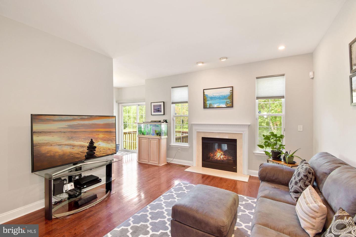 Photo 9 of 29 of 127 Castleton Rd townhome
