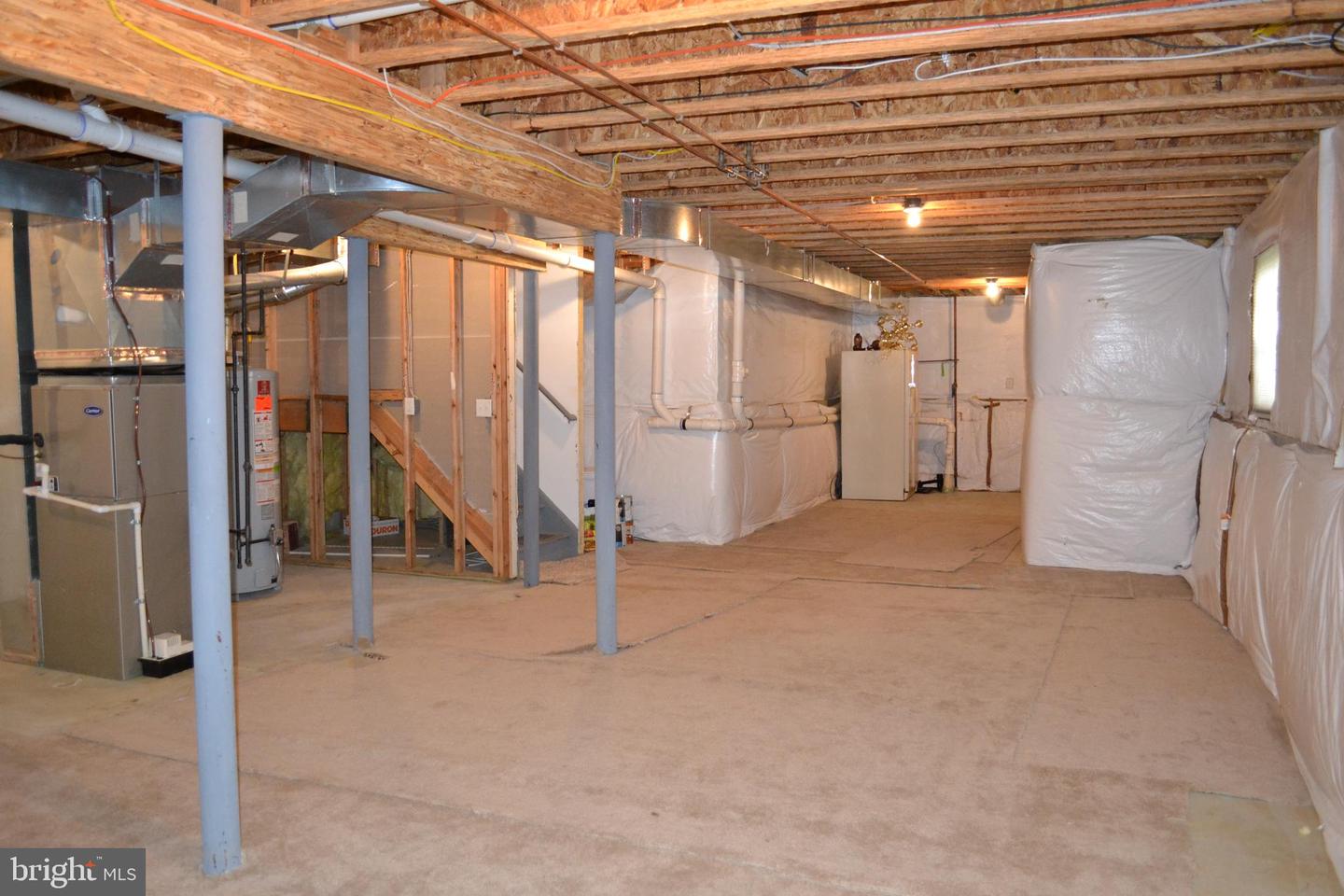 Photo 21 of 29 of 127 Castleton Rd townhome