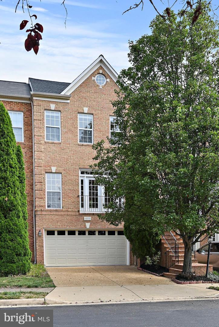 Photo 6 of 60 of 43118 Royal Fern Ter townhome