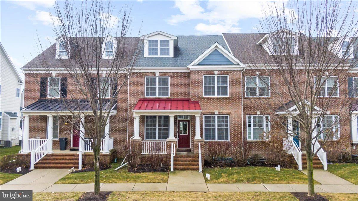 142 Spring Oak Drive