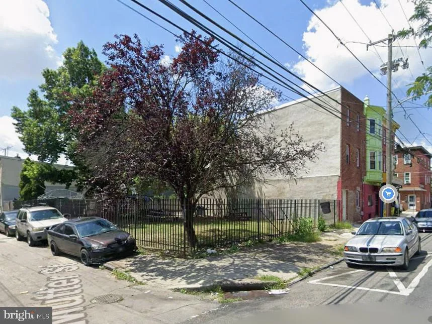 152 W Dauphin Street