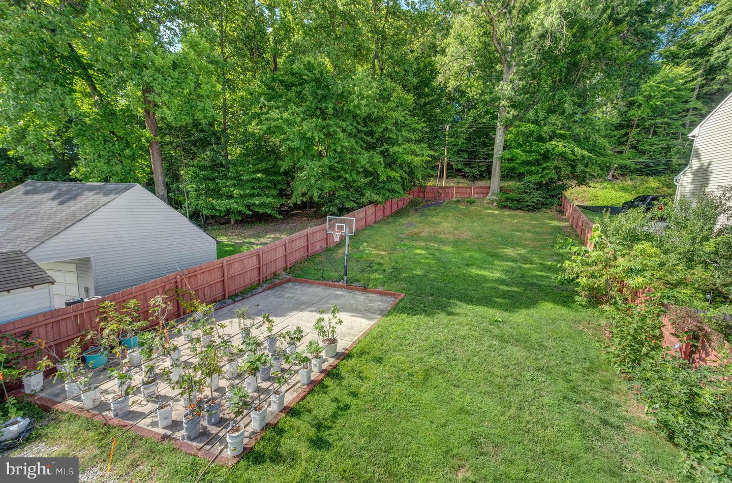 Photo 18 of 19 of 4029 White Haven Dr house
