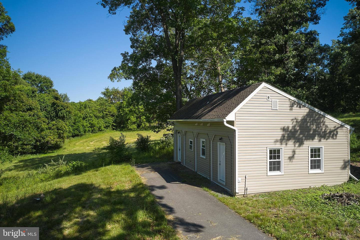 21050 Big Woods Road, Dickerson, Maryland image 9