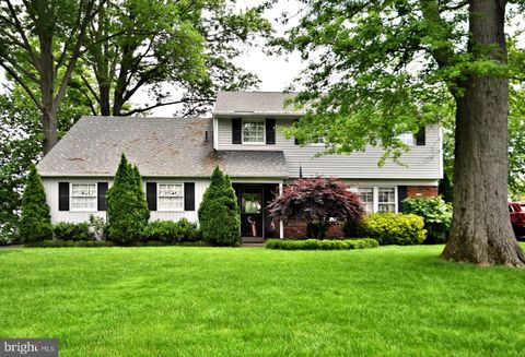 Single Family Residence in Hatboro PA 25 Maurice LANE.jpg