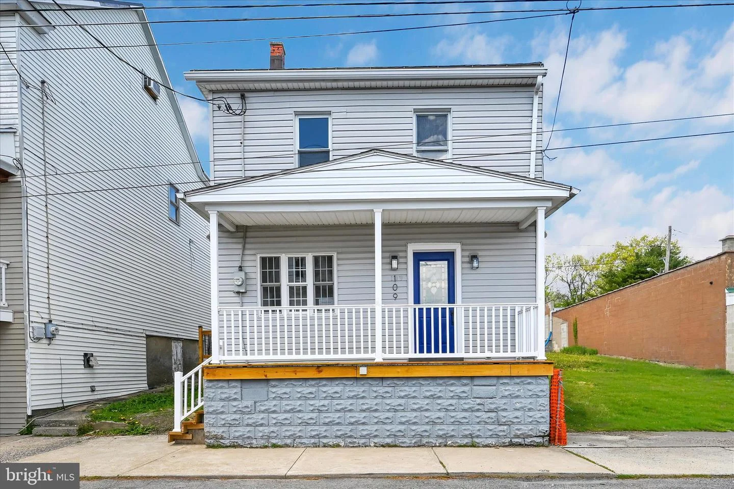 109 W North Street