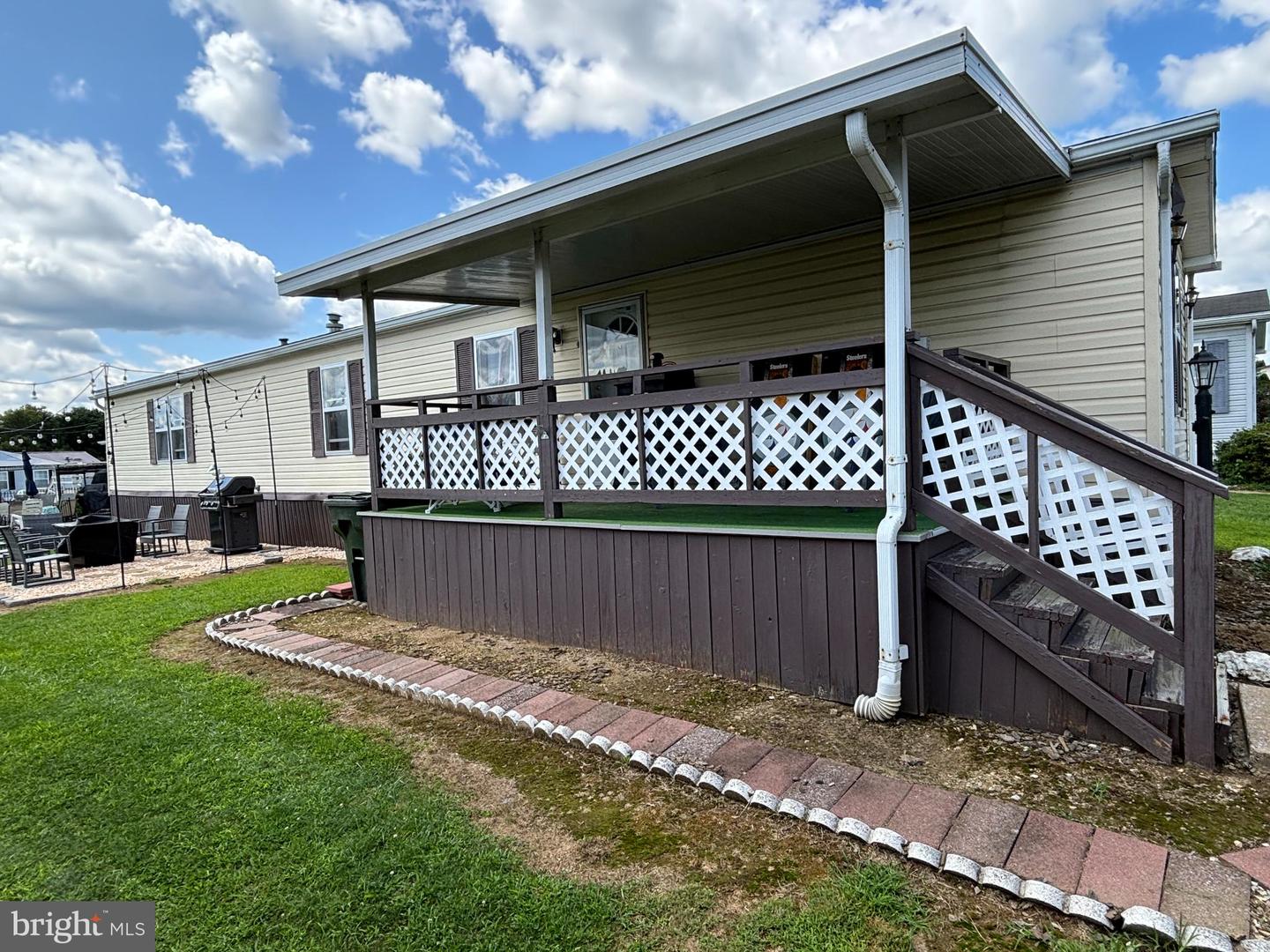 Photo 6 of 43 of 101 White Tail Ct mobile home