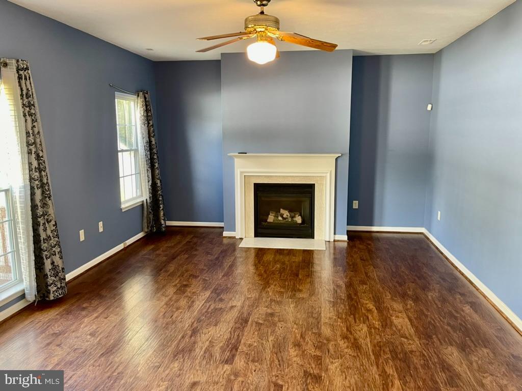 Photo 9 of 27 of 20889 Ark Ct house